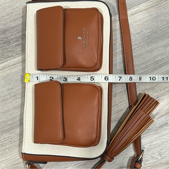 NEW London Fog Evelyn Medium Crossbody Purse Bag Cream Canvas Tan Faux Leather - Picture 9 of 12